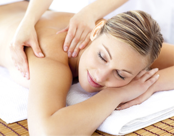Massagetherapie. Fern- und Allgemeinwirkung auf den Gesamtorganismus.